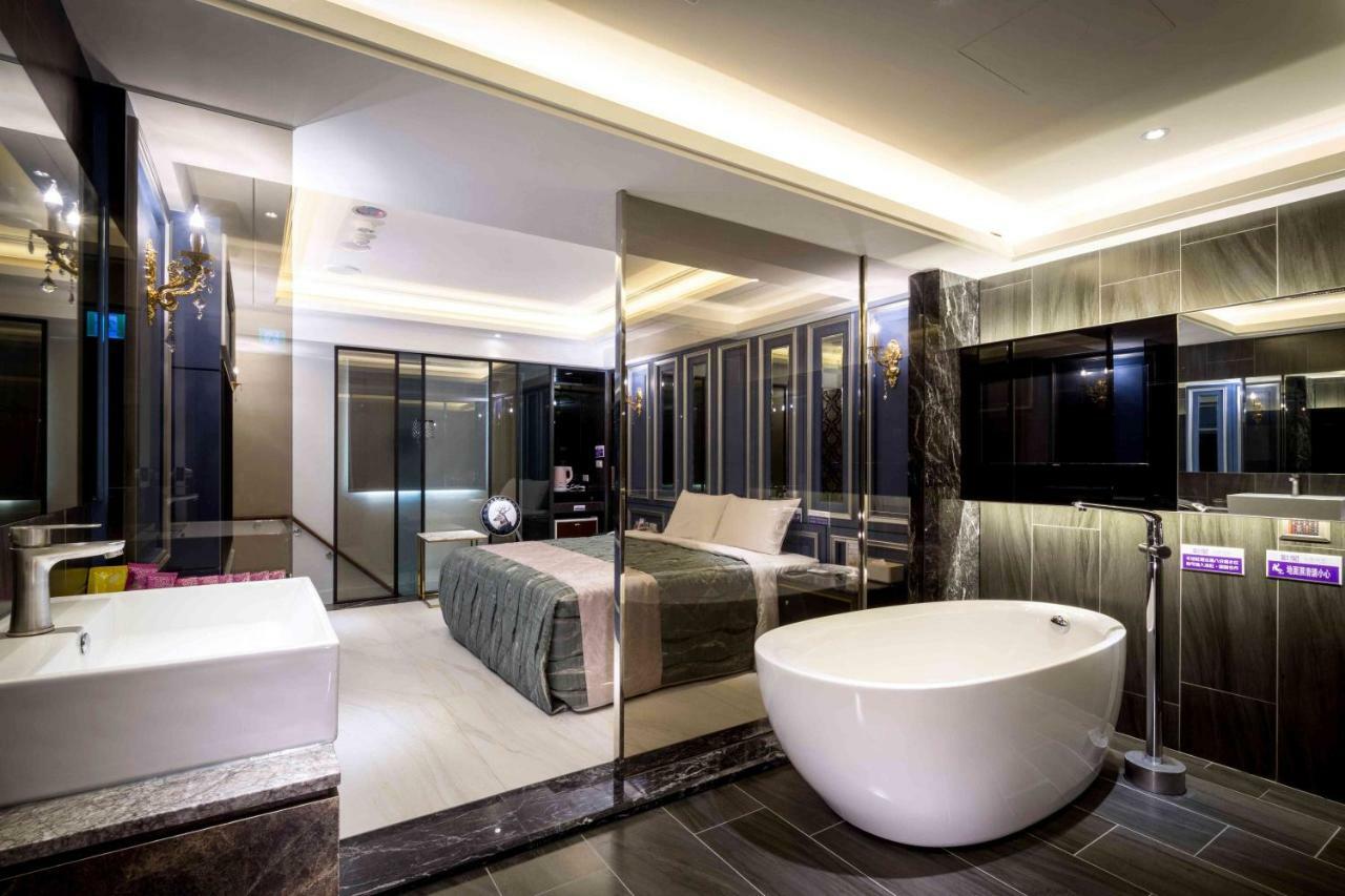 Ouge Motel - Fengshan Гаосюн Екстер'єр фото