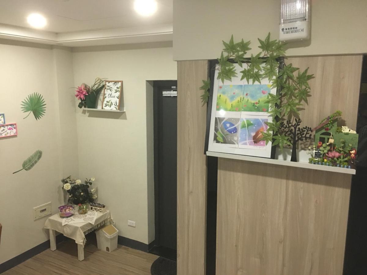 Ouge Motel - Fengshan Гаосюн Екстер'єр фото